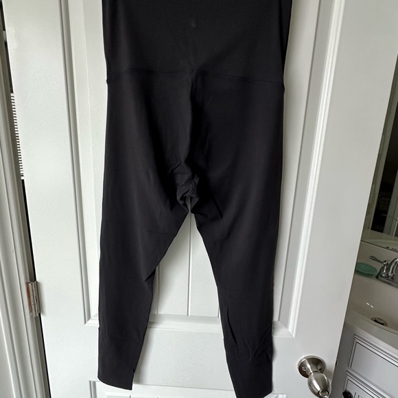 Women’s Black Maternity Leggings - Picture 2 of 4
